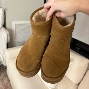 UGG Chestnut Platform Boots